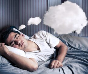 رویا به داستانی که در خواب اتفاق می افتد، اطلاق می شود که شامل صحنه ها، تصاویر، احساسات و خاطراتی است که در مرحله REM فرایند خواب، فرد مشاهده می کند