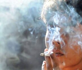 نحوه برخورد با فرزند معتاد